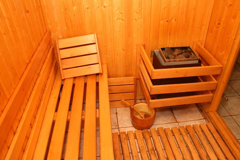 Hotel Pension Mellis Cluj Napoca Exterior foto