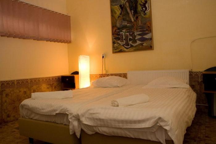 Hotel Pension Mellis Cluj Napoca Habitación foto